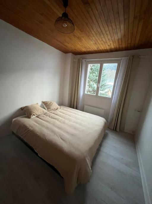 Appartement Style Chalet Standing 2 A 6 Personnes La Bourboule Exterior photo